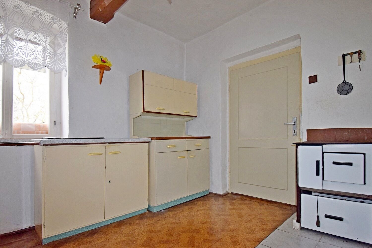 Prodej domu 100 m² s pozemkem 1 222 m² – fotografie 3