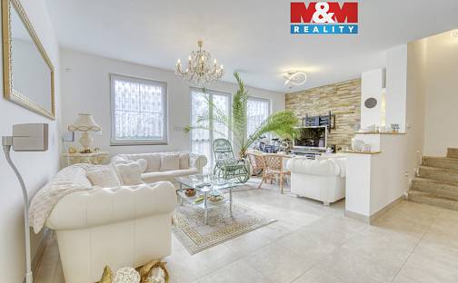 Prodej domu 136 m² s pozemkem 369 m², Šípková, Postřižín, okres Mělník