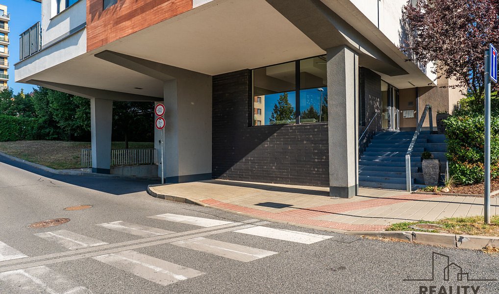 Prodej bytu 3+kk 80 m², Praha – náhled fotky 23