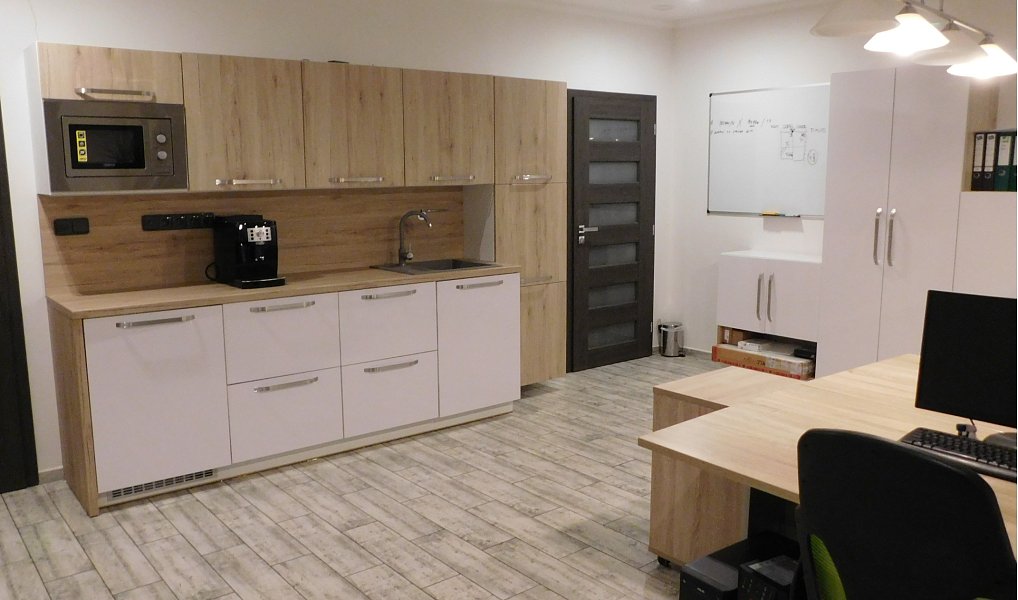 Pronájem kanceláře 27 m², Bruntál – náhled fotky 3