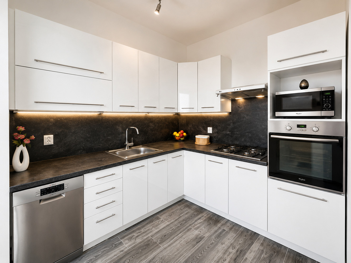 Pronájem bytu 3+1 74 m²