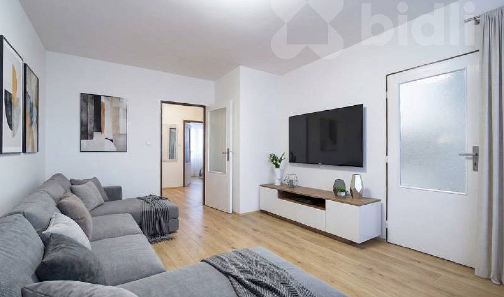 Prodej bytu 3+1 77 m², Praha – náhled fotky 3
