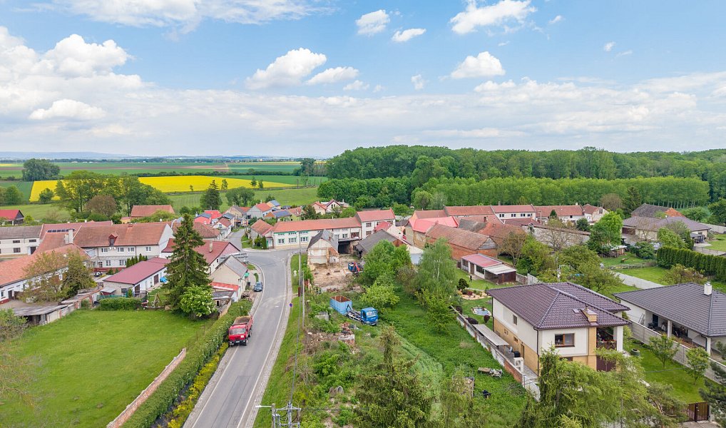 Prodej stavebního pozemku 645 m², Biskupice – náhled fotky 4