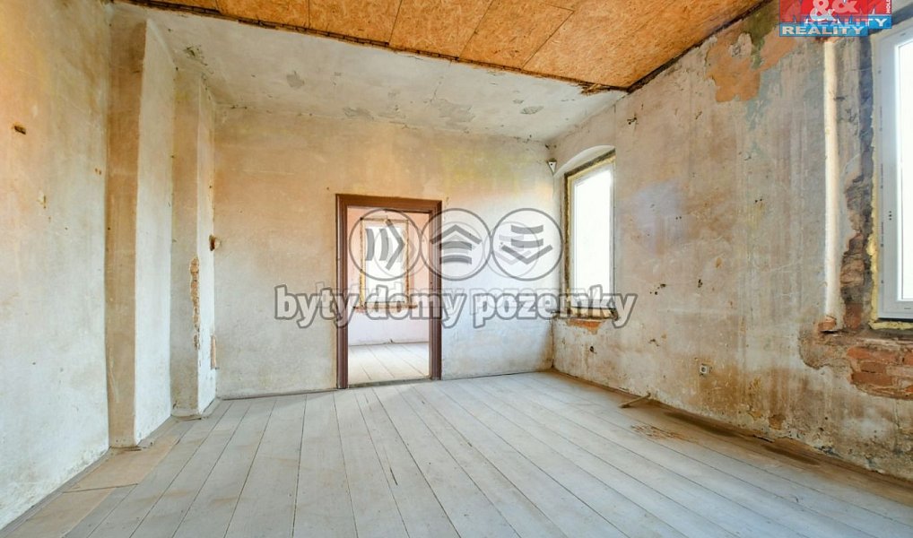 Prodej domu 300 m² s pozemkem 635 m², Plesná – náhled fotky 8