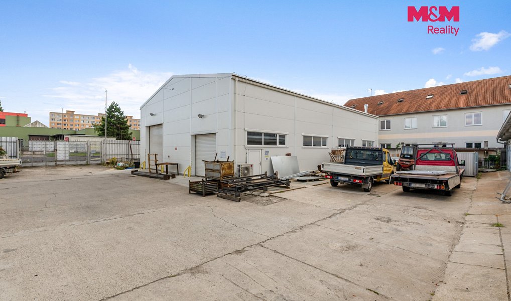 Prodej výrobních prostor 2 882 m², Štětí – náhled fotky 3