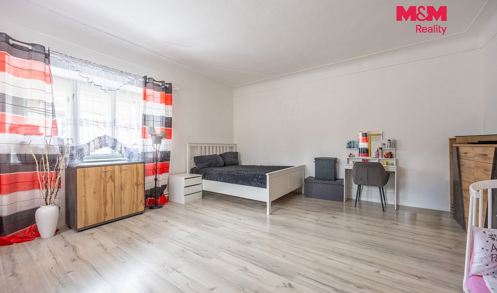 Prodej domu 424 m² s pozemkem 1 444 m², Měcholupy – náhled fotky 17