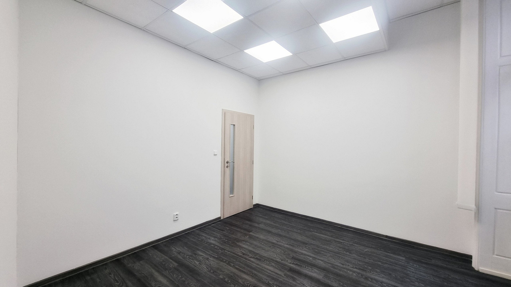 Pronájem kanceláře 46 m² — photo 4