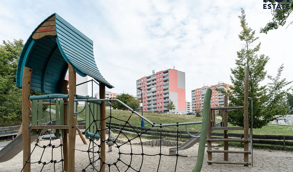 Pronájem bytu 3+1 76 m², Praha – náhled fotky 17