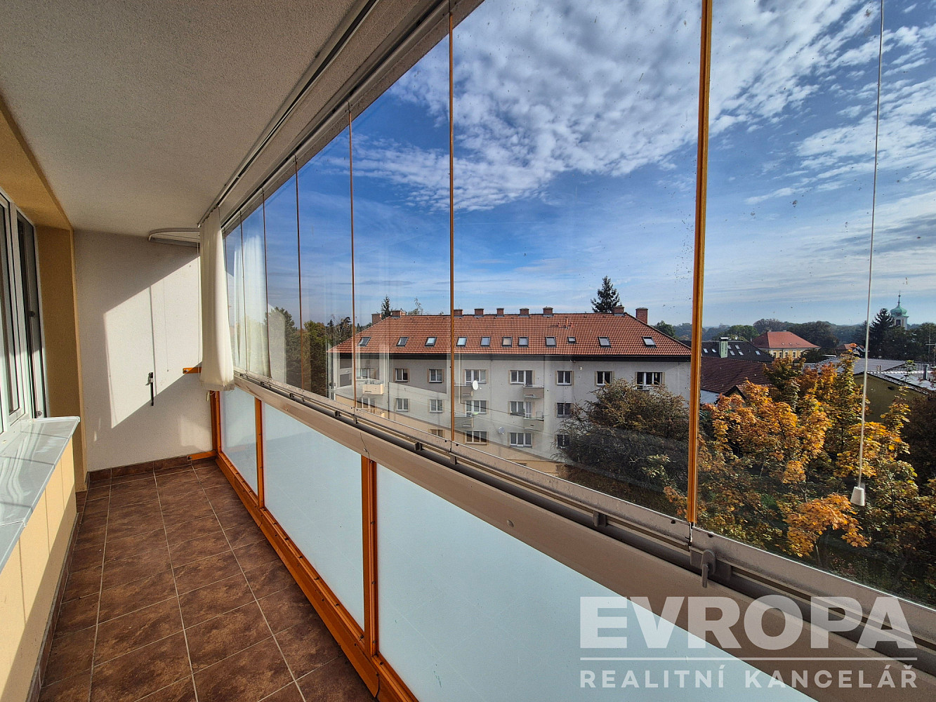 Pronájem bytu 5+1 100 m² – fotografie 2