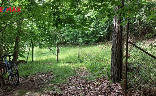 Prodej zahrady 1 853 m², Bílovice nad Svitavou, okres Brno-venkov