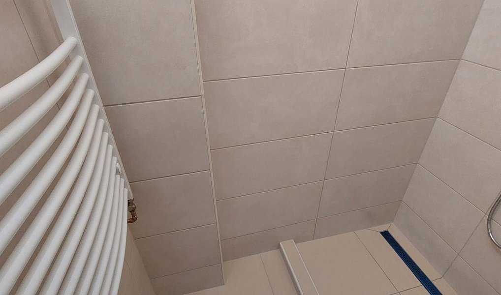 Pronájem obchodních prostor 147 m², Vsetín – náhled fotky 16