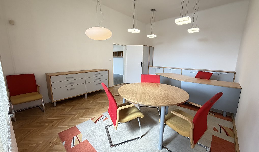 Pronájem kanceláře 172 m², Ostrava – náhled fotky 2