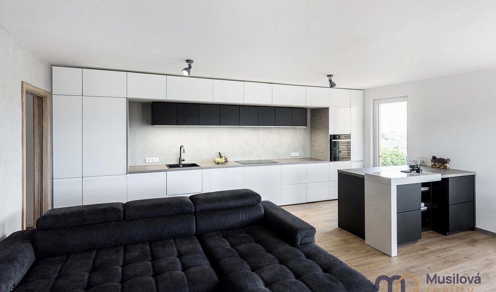 Prodej domu 175 m² s pozemkem 635 m², Bílina – náhled fotky 7