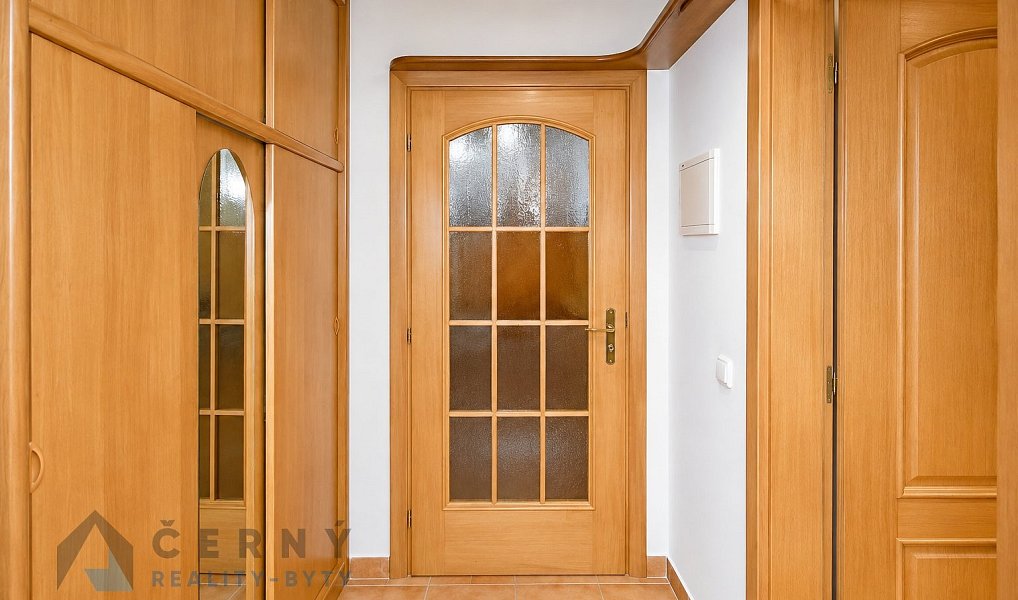 Pronájem bytu 1+kk 28 m², Liberec – náhled fotky 8