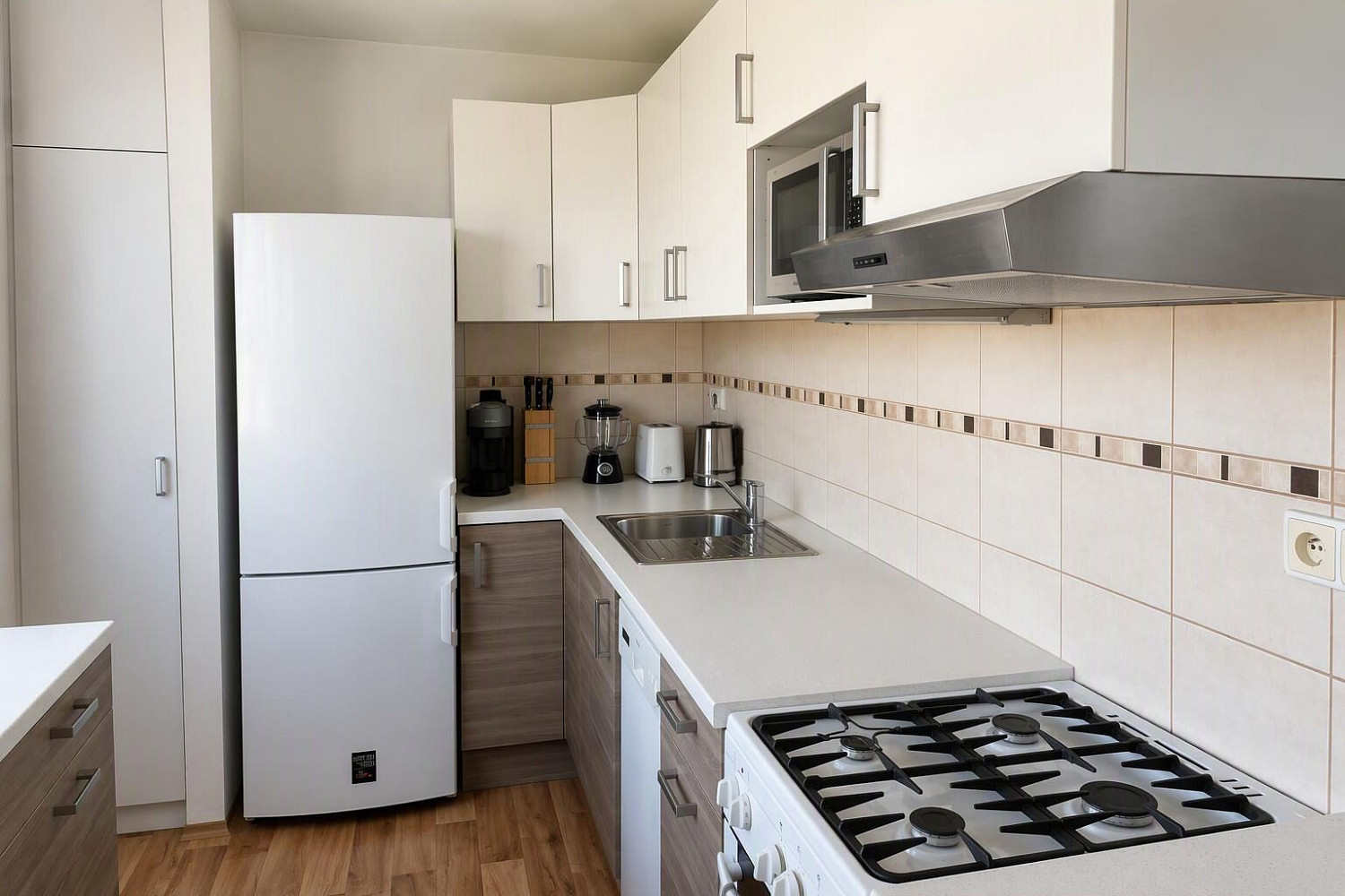 Pronájem bytu 3+1 59 m² – fotografie 3