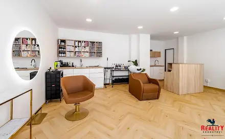 Prodej obchodních prostor 40 m², Farského, Tábor