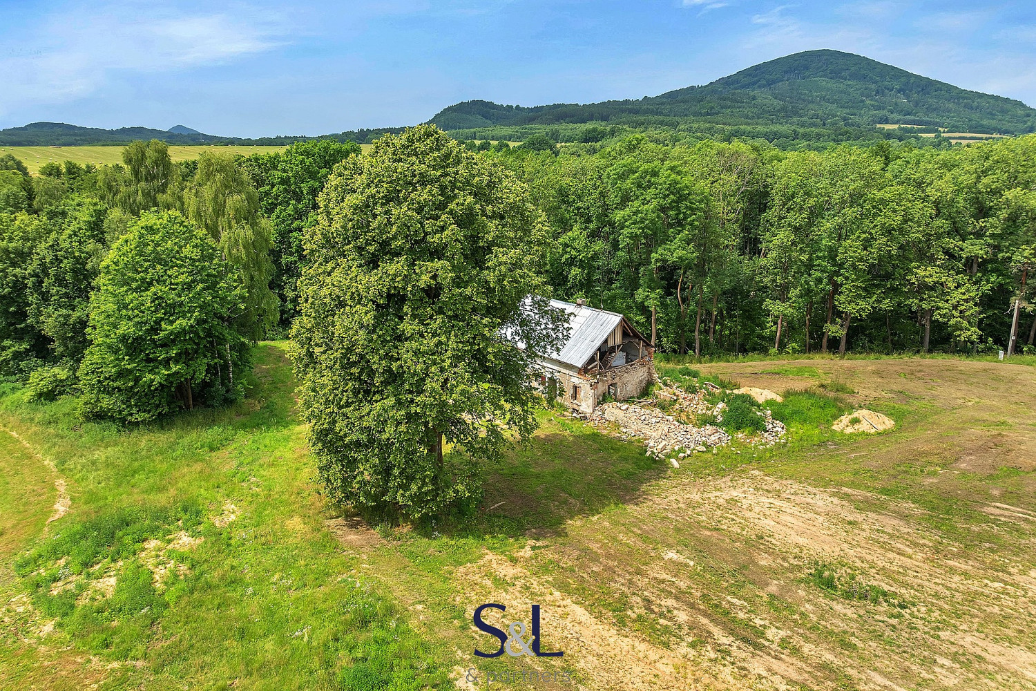 Prodej stavebního pozemku 5 464 m²