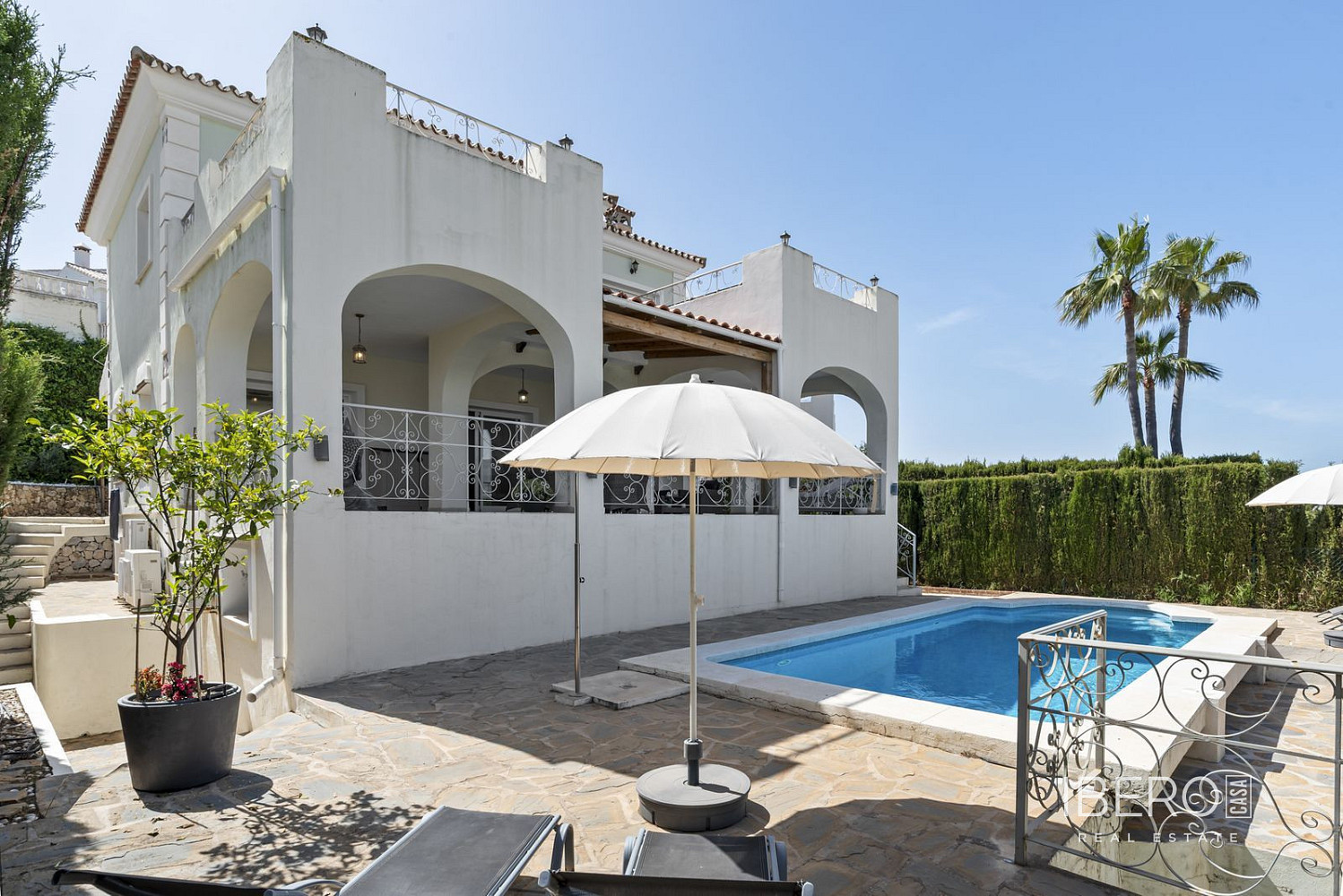 Prodej domu 342 m² s pozemkem 150 m² — photo 2