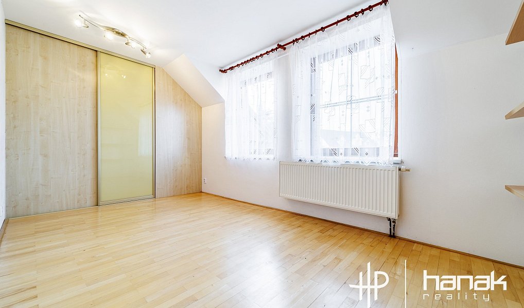 Pronájem domu 276 m² s pozemkem 854 m², Doloplazy – náhled fotky 16