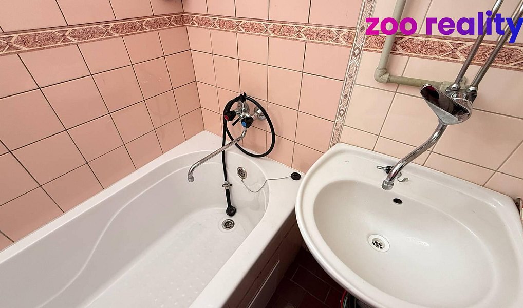 Prodej domu 200 m² s pozemkem 637 m², Vejprty – náhled fotky 8