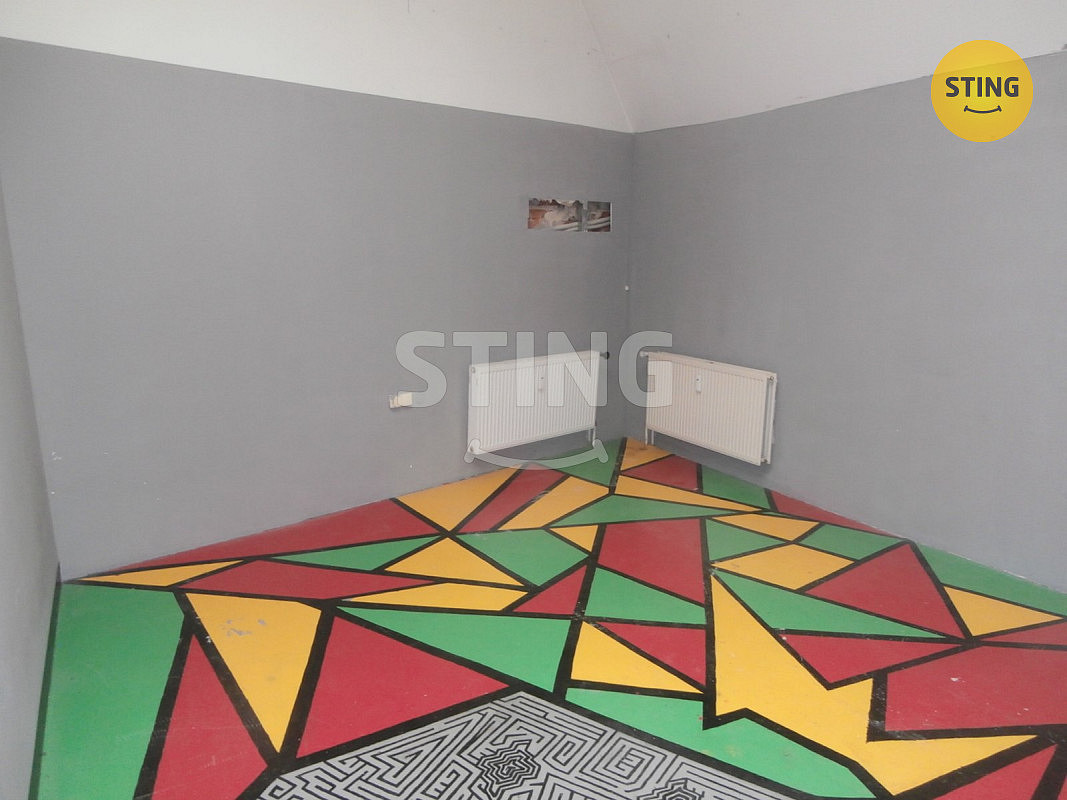 Pronájem kanceláře 206 m² – fotografie 5