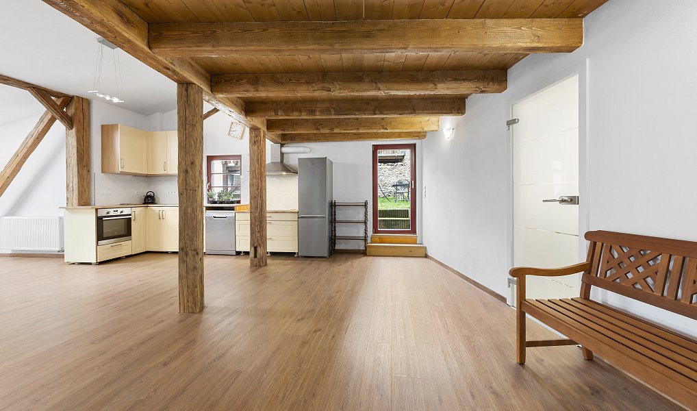 Prodej domu (jiného typu) 600 m² s pozemkem 275 m², Vimperk – náhled fotky 6