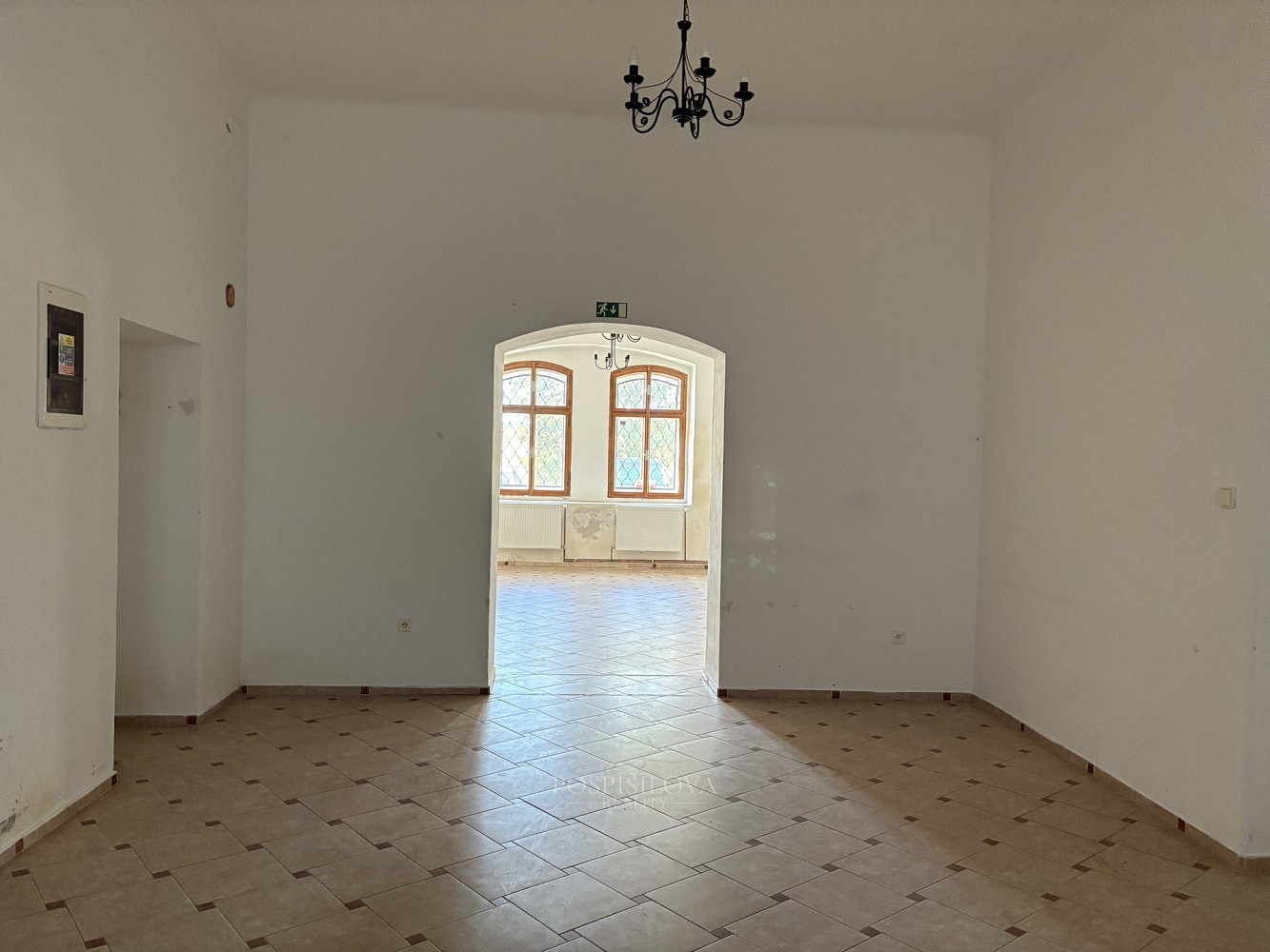 Pronájem skladovacích prostor 184 m²