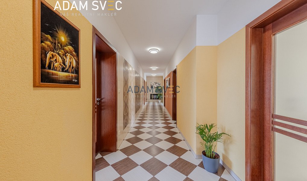 Prodej domu 359 m² s pozemkem 2 576 m², Hradčany-Kobeřice – náhled fotky 31