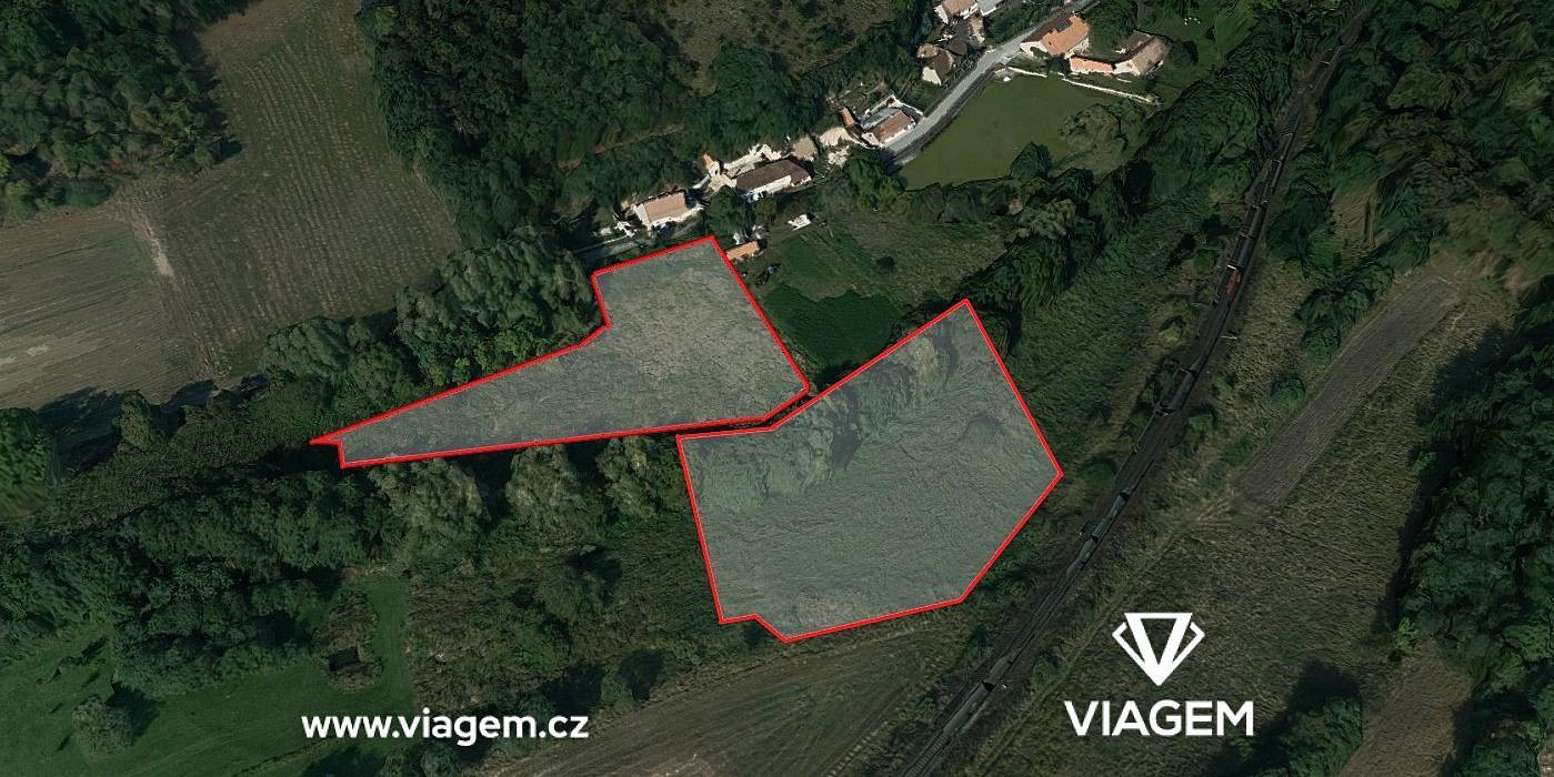Prodej zahrady 2 392 m² – fotografie 3