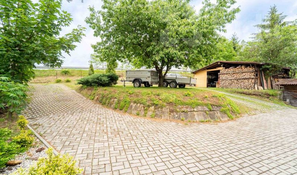Prodej nájemního domu, činžáku 319 m², Dublovice – náhled fotky 39