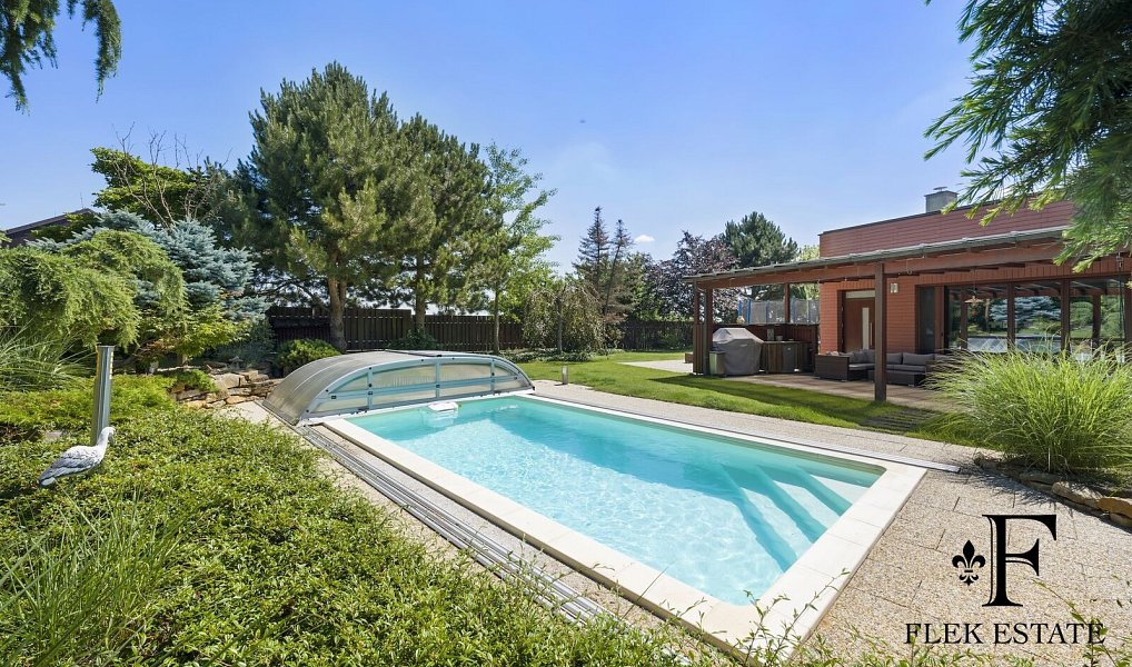Prodej domu 371 m² s pozemkem 2 392 m², Medlov – náhled fotky 43