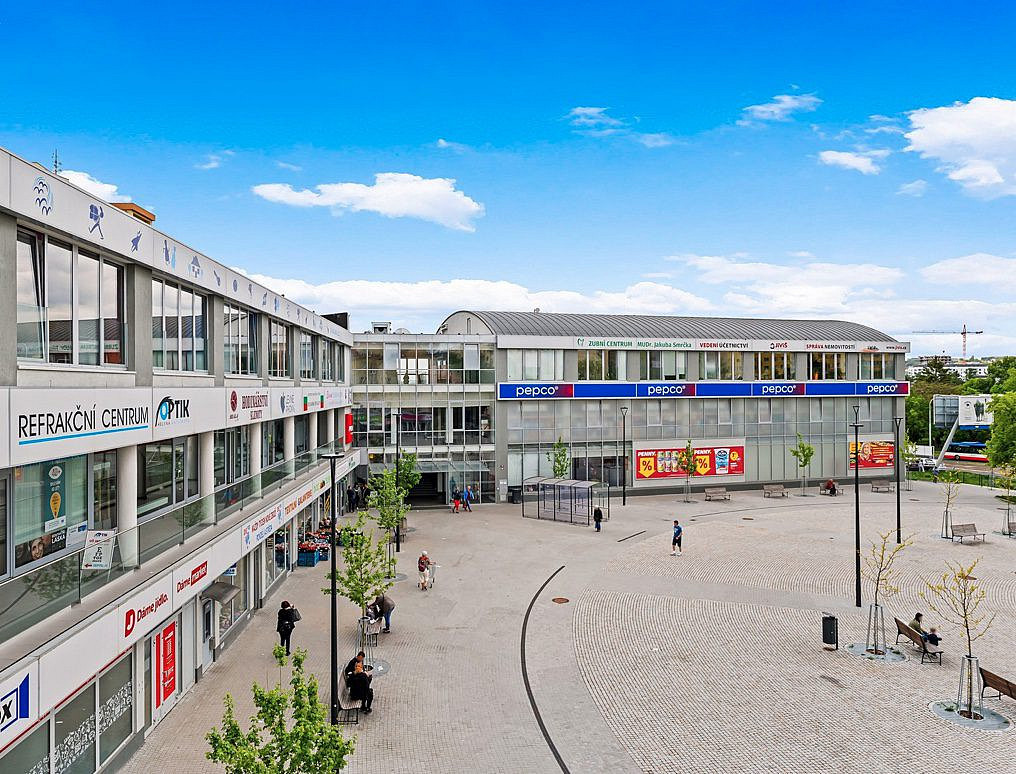 Pronájem kanceláře 252 m²