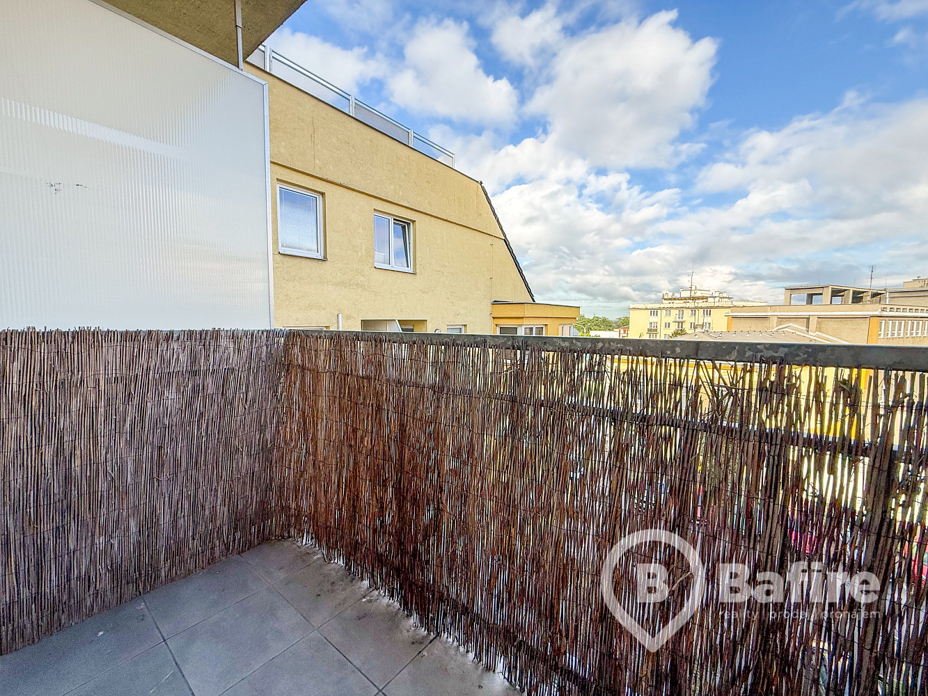 Pronájem bytu 2+kk 52 m² – fotografie 3