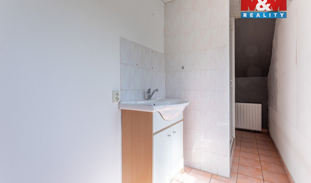 Prodej domu 156 m² s pozemkem 872 m², Nejdek – náhled fotky 9