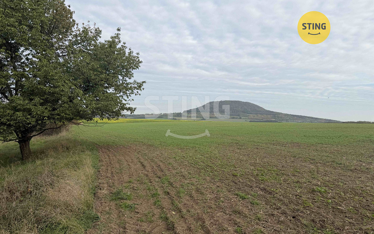 Prodej pozemku 10 074 m²