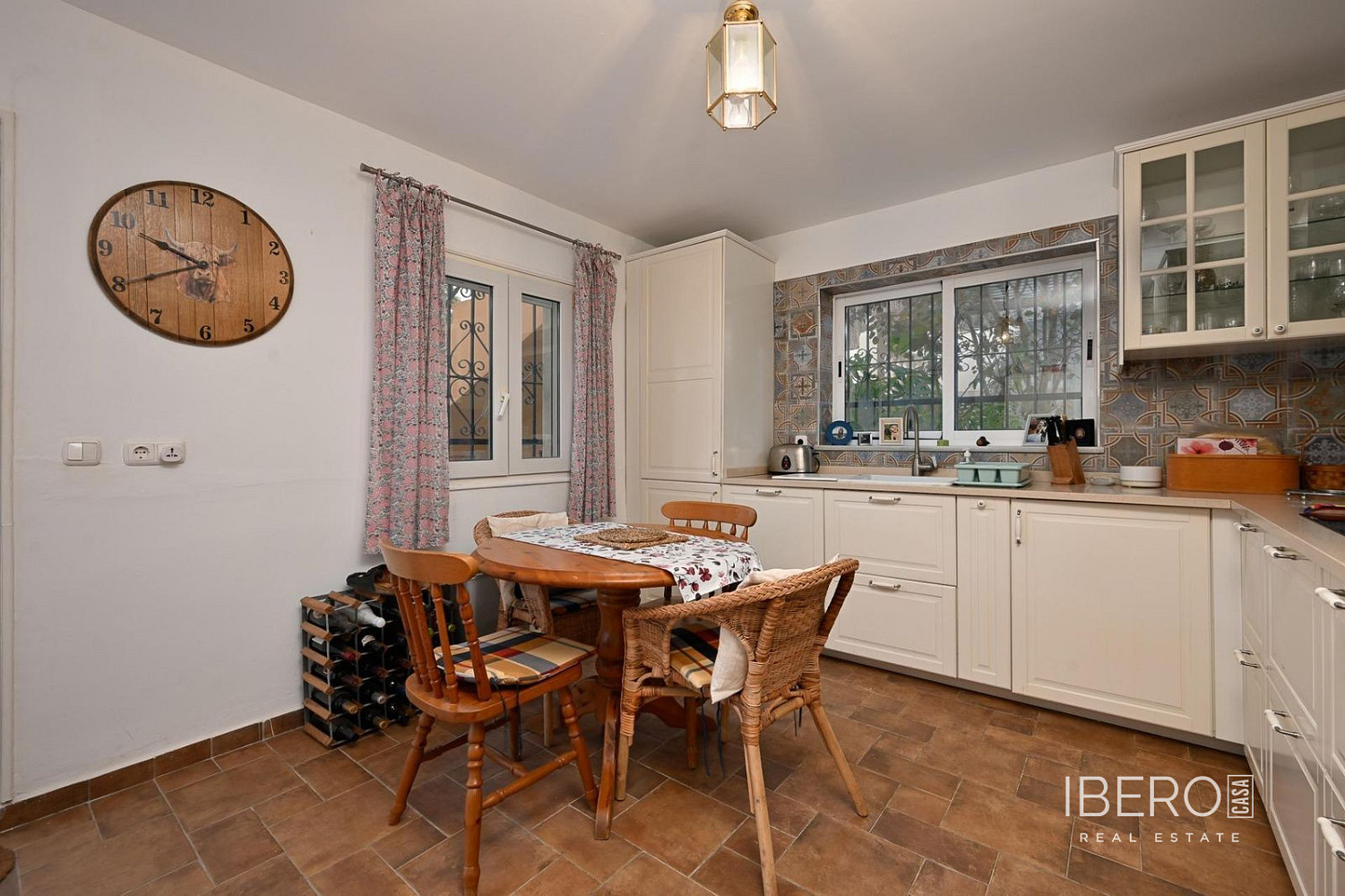 Prodej domu 235 m² s pozemkem 861 m² — photo 4