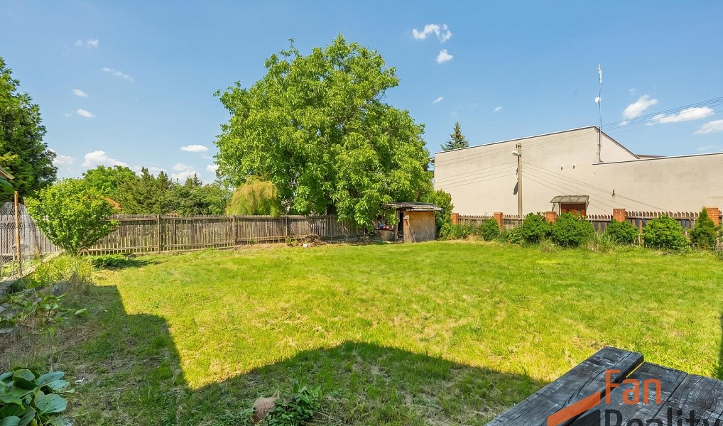 Prodej domu 218 m² s pozemkem 445 m², Hostouň – náhled fotky 28