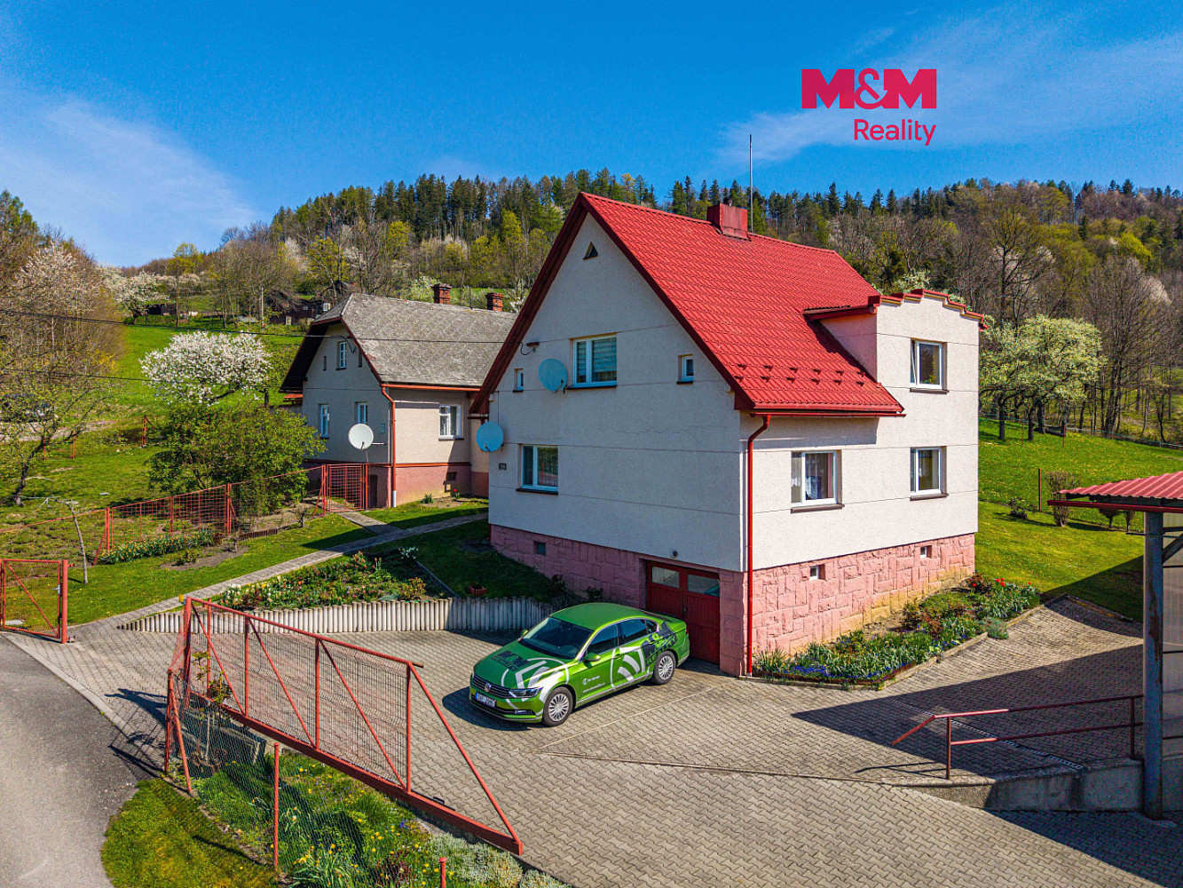 Prodej domu 80 m² s pozemkem 9 001 m²