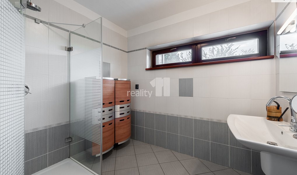 Prodej domu 432 m² s pozemkem 1 354 m², Praha – náhled fotky 16