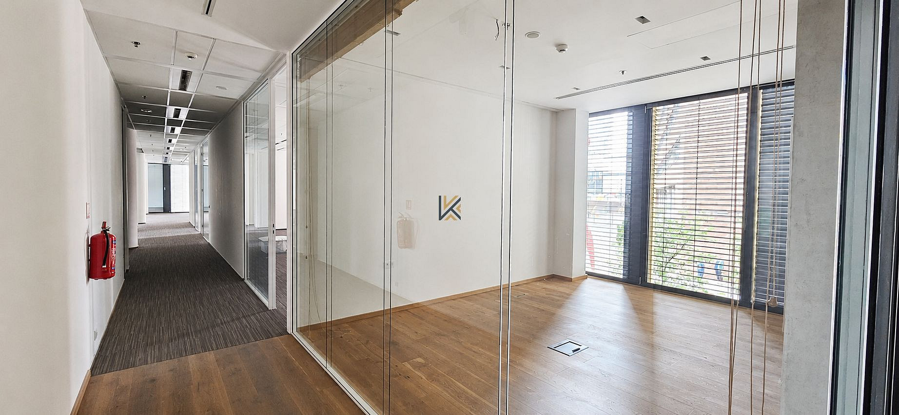 Pronájem komerčního objektu (jiného typu) 1 070 m² – fotografie 2
