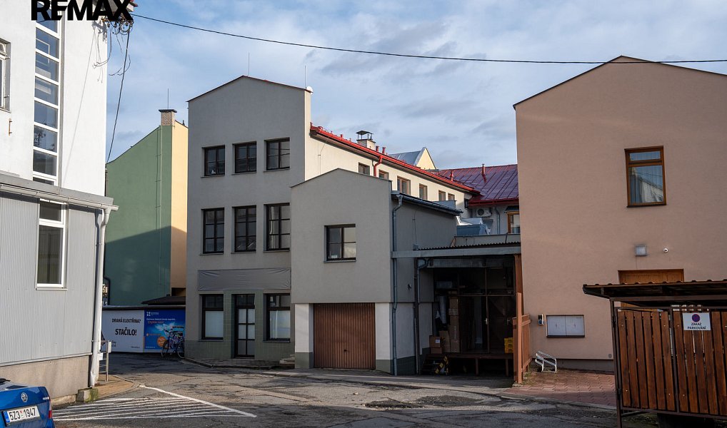 Pronájem obchodních prostor 224 m², Vsetín – náhled fotky 13