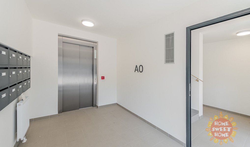 Pronájem bytu 1+kk 29 m², Praha – náhled fotky 7