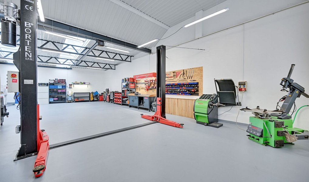 Prodej komerčního objektu (jiného typu) 192 m², Tvrdonice – náhled fotky 6