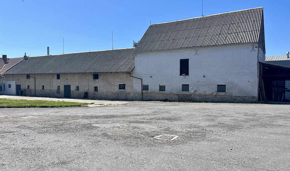 Prodej zemědělského objektu 1 528 m², Mostek – náhled fotky 18