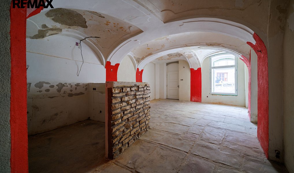 Prodej obchodních prostor 158 m², Cheb – náhled fotky 3