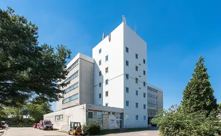 Pronájem skladovacích prostor 456 m², Radonice