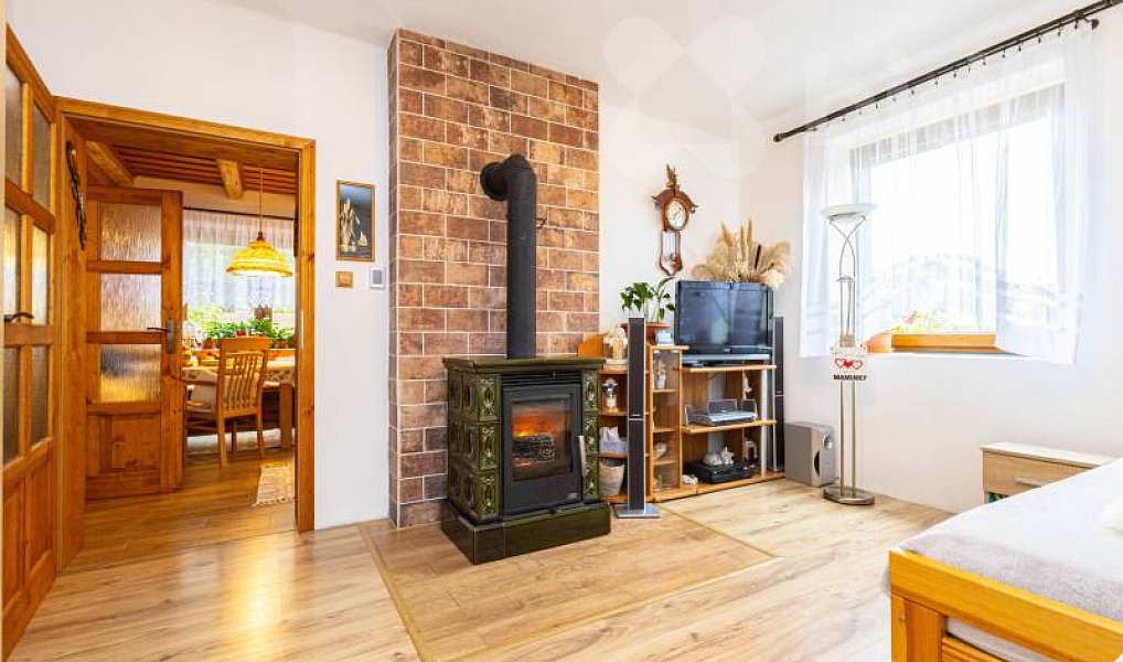 Prodej domu 110 m² s pozemkem 1 553 m², Kvášňovice – náhled fotky 9