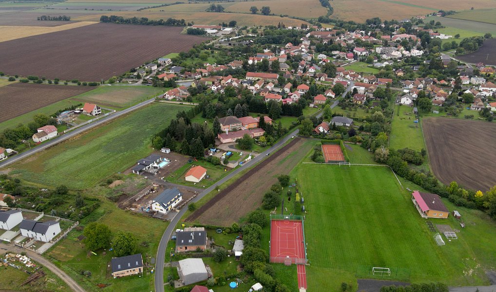 Prodej stavebního pozemku 775 m², Tatce – náhled fotky 8