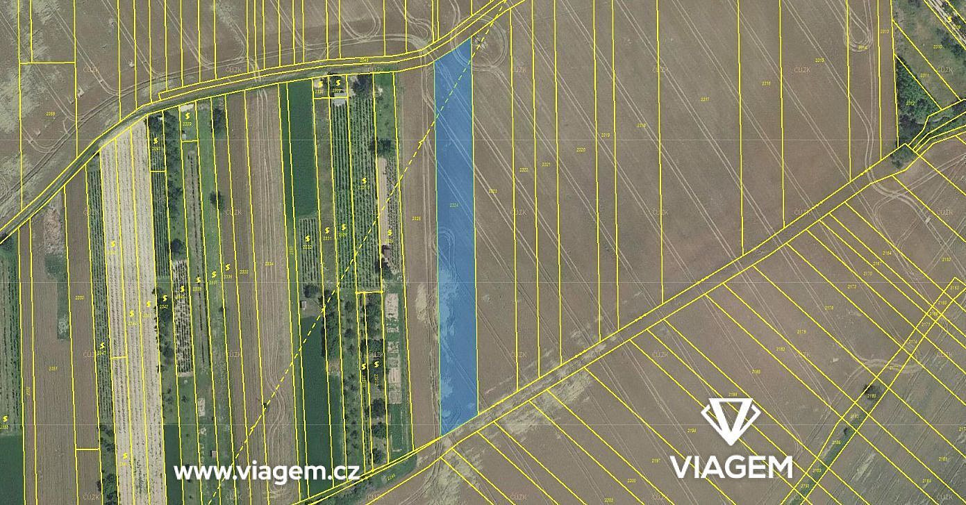 Prodej pole 450 m²