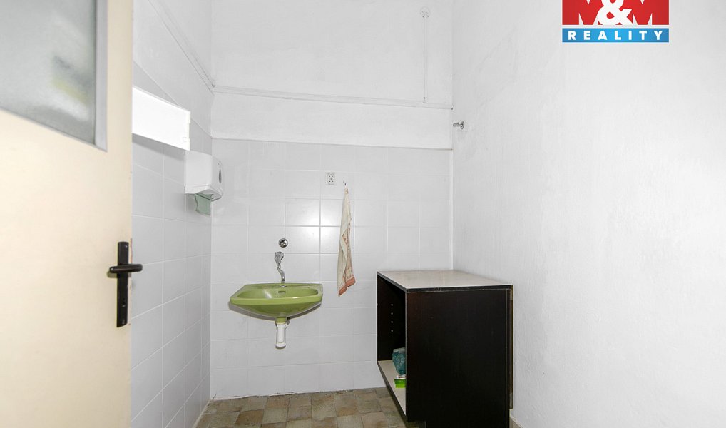 Prodej domu 160 m² s pozemkem 358 m², Brnířov – náhled fotky 15